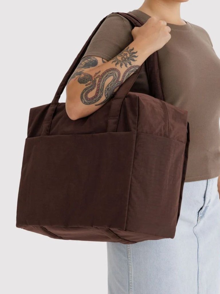 Nwt Baggu Regular Cloud Carry-On - Coffee — image 4 of 5